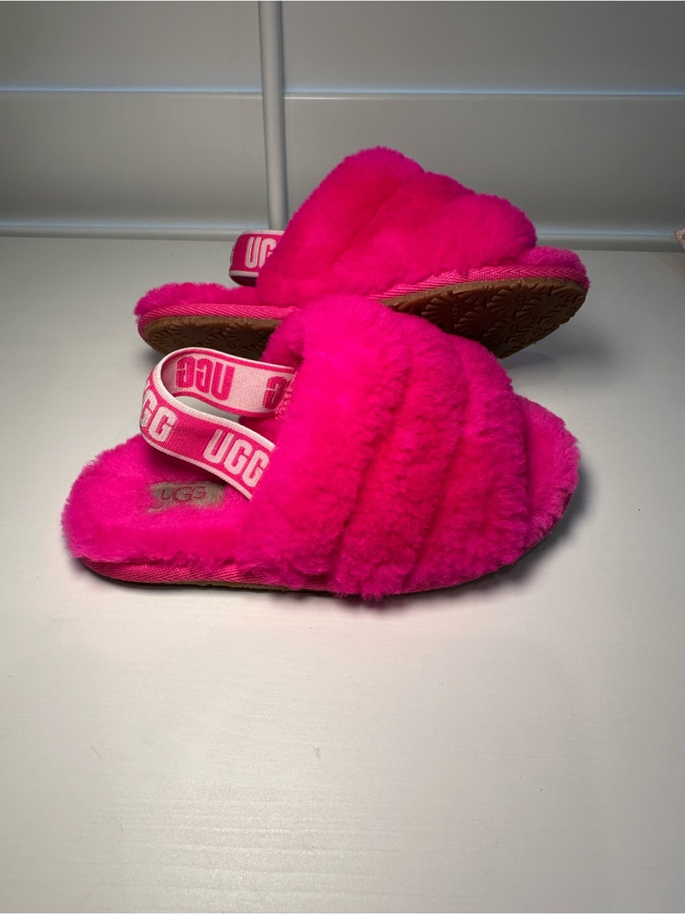 UGG Kids Fluff Yeah Hot Pink Slide Sandal - Pink